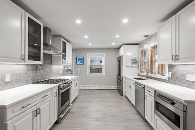 268 Laurel St, Melrose, MA 02176 - photo 5