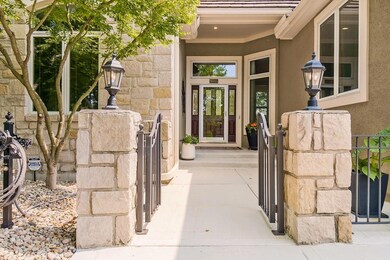 9945 Fountain Cir, Lenexa, KS 66220 - photo 2