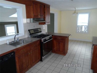 13 Maple St, Bellingham, MA 02019 - photo 4