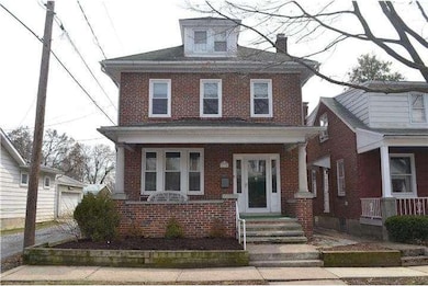 2314 Spring St, Reading, PA 19609 - photo 4
