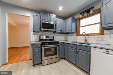 44093 Redbud Ln, California, MD 20619 - photo 5