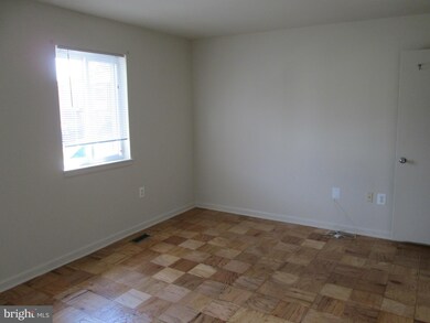 2370 Sun Valley Cir unit 2-J, Silver Spring, MD 20906 - photo 7