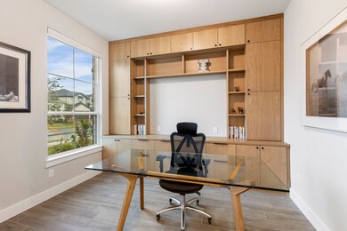 Work in style and stay organized in this custom ho