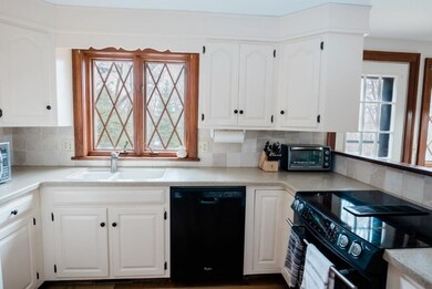 75 Hockanum Rd, Hadley, MA 01035 - photo 5