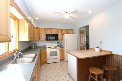 N9094 Legler Rd, Brooklyn, WI 53521 - photo 7