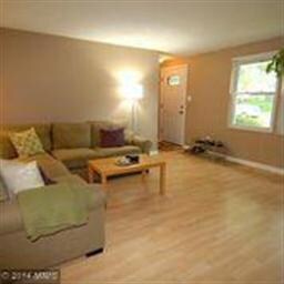 5916 Peregrine Dr, Burke, VA 22015 - photo 2