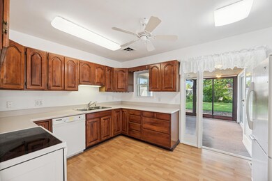 103 Buckeye St, Three Oaks, MI 49128 - photo 3