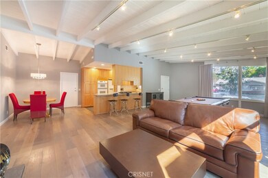 22110 Providencia St, Woodland Hills, CA 91364 - photo 3