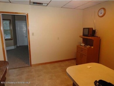 1312 Price St, Scranton, PA 18504 - photo 6