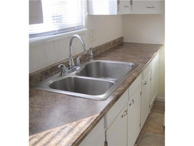 3900 Stillwell Ave, Lansing, MI 48911 - photo 6