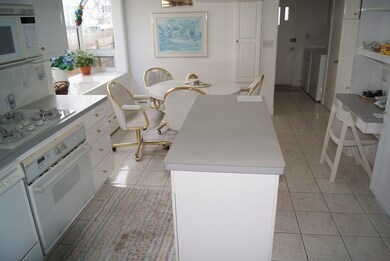 18 Lowe St, Quincy, MA 02169 - photo 3