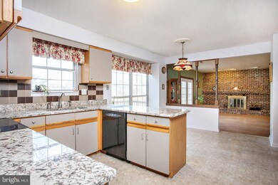 989 Wayfield Dr, Norristown, PA 19403 - photo 7