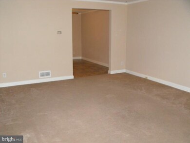 916 N Marlyn Ave, Essex, MD 21221 - photo 6