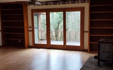 295 Black Bear Path, Mineral Bluff, GA 30559 - photo 4