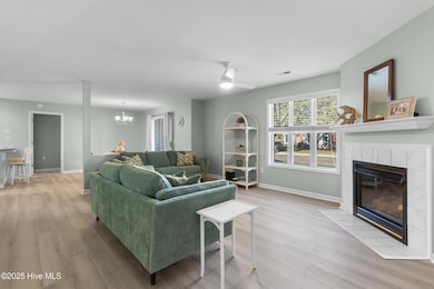 4109 Breezewood Dr unit 104, Wilmington, NC 28412 - photo 5