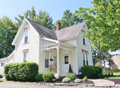 628 Milford Ave, Marysville, OH 43040 - photo 2