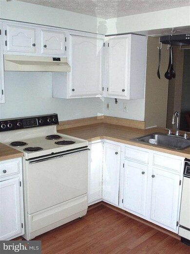 945 Angel Valley Ct N, Edgewood, MD 21040 - photo 4