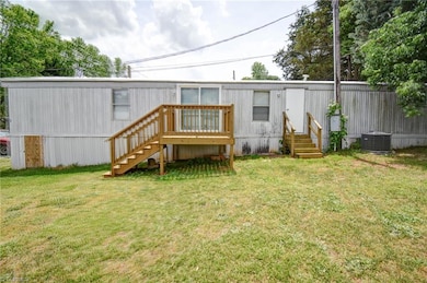 7112 Prospect Church Rd unit 4, Thomasville, NC 27360 - photo 3