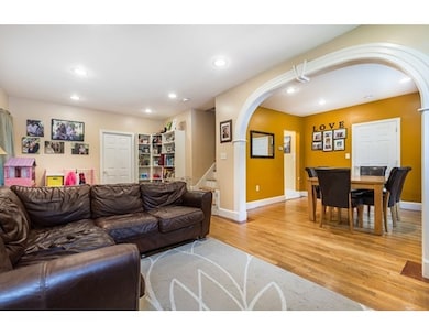 82 Hurd Ave, Saugus, MA 01906 - photo 6