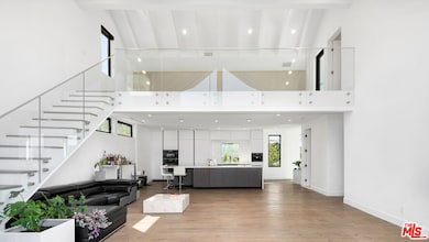 2021 Davies Way, Los Angeles, CA 90046 - photo 3