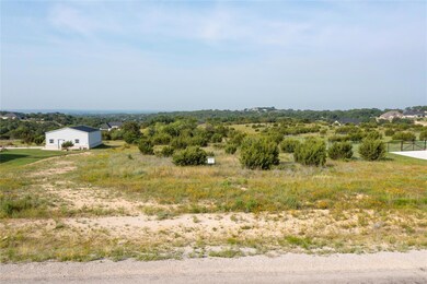 1020 Eagles Bluff Dr, Weatherford, TX 76087 - photo 4