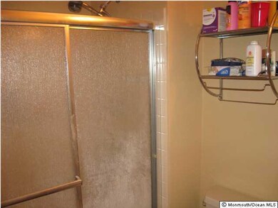 285 Oradell Dr unit 285C, Monroe Township, NJ 08831 - photo 6