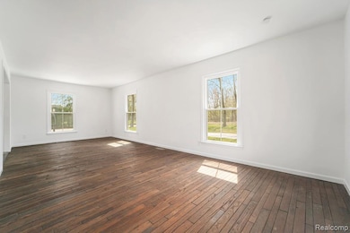 26914 Pebblestone St, Southfield, MI 48034 - photo 6