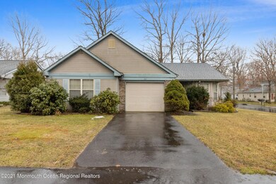 526 Petunia Ln N, Whiting, NJ 08759 - photo 2