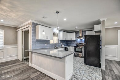 KITCHEN 1