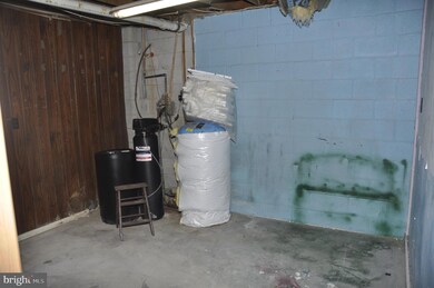 444 Lewistown, Juliustown, NJ 08042 - photo 7