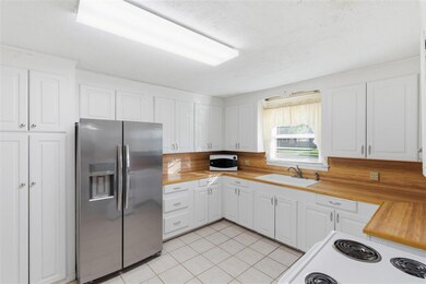 637 10th St, Lake Charles, LA 70601 - photo 4