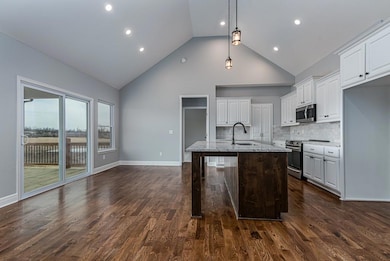 939 168th St, Bonner Springs, KS 66012 - photo 2