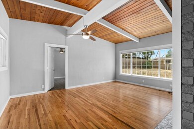 204 Kings Way, Central Point, OR 97502 - photo 4