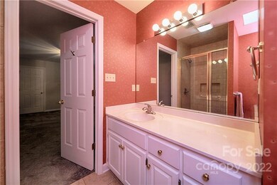 629 Davie Ave, Statesville, NC 28677 - photo 6