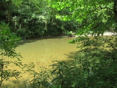 120 Big Beech Ln, Tennessee Ridge, TN 37178 - photo 4