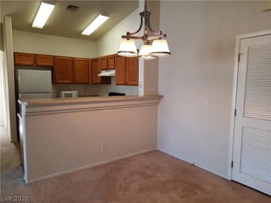 Dining toward kitchen