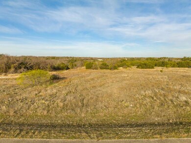 8002 Fawn Dr, Whitney, TX 76692 - photo 4