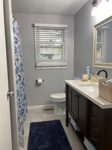 24 Lillian St, Ludlow, MA 01056 - photo 5