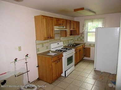 352-762470 Kitchen (9)