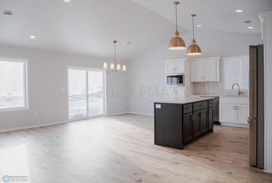 2580 74th Ave S, Fargo, ND 58104 - photo 5