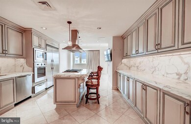 The Ritz-Carlton Residences, Baltimore, MD 21230 - photo 4