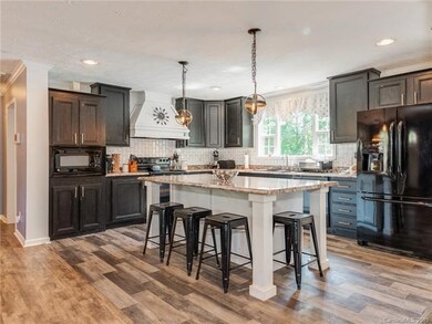 105 Boyuer Ln unit 8, Statesville, NC 28677 - photo 7