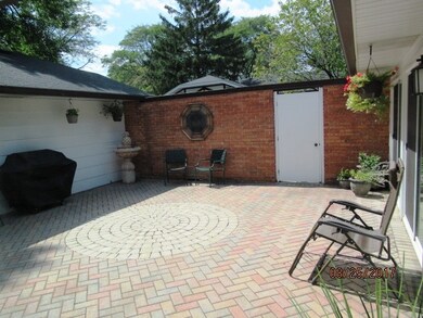 unlisted-address, Rolling Meadows, IL 60008 - photo 5