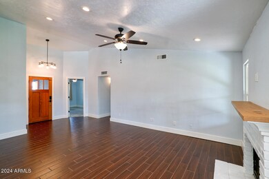 37 S Rita Ln, Chandler, AZ 85226 - photo 2