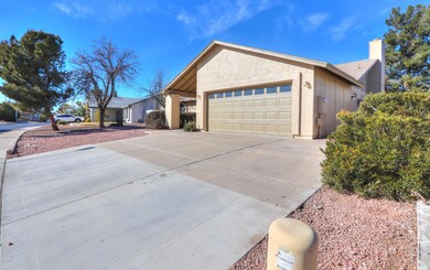 2052 W Rockwell Dr, Chandler, AZ 85224 - photo 3