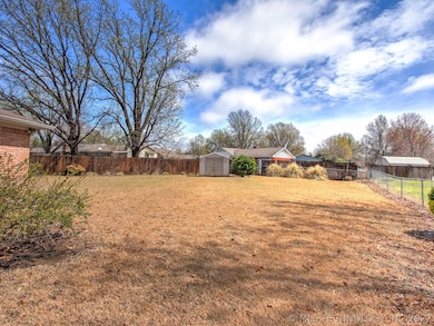 1205 W Canton St, Broken Arrow, OK 74012 - photo 3