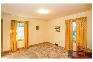 Master Bedroom. Large bedroom with cross venting w