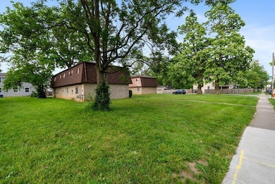 1524 Gennesse AVe 00003