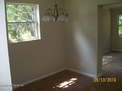 6443 Lucente Dr, Jacksonville, FL 32210 - photo 5