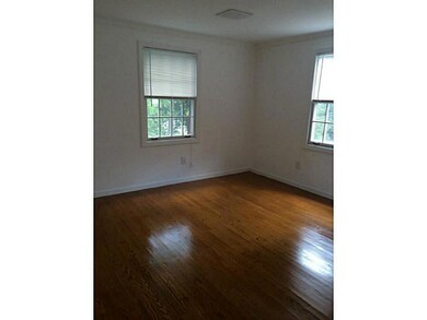 16 Pond St, Wakefield, RI 02879 - photo 4